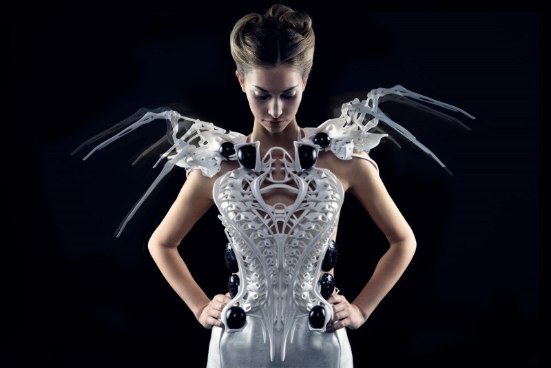 spider smart dress by inTEL