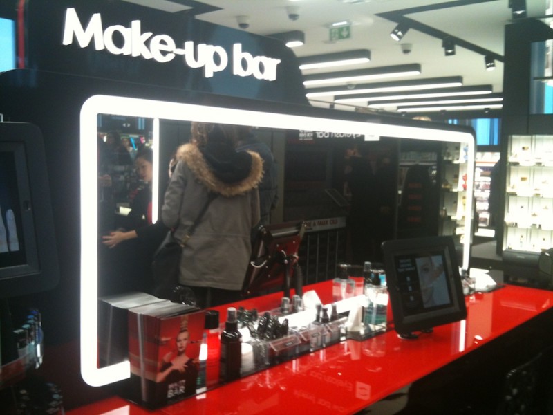 make up bar sephora connecté