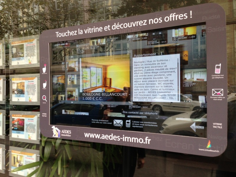 Exemple de vitrine interactive du futur 