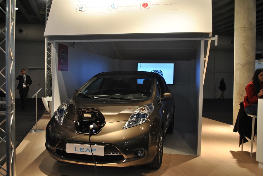 mwc nissan leaf infotainment