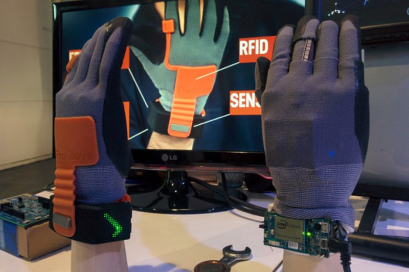 gant-connecte-SmartGloves-