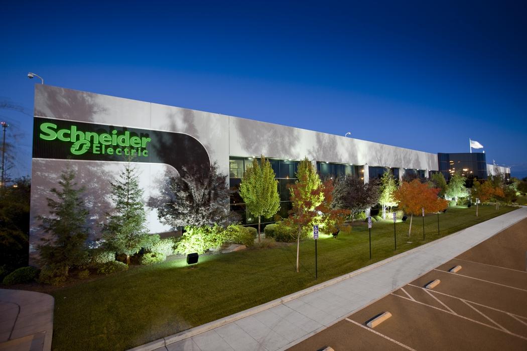 schneider electric partenariat iot startup silicon valley