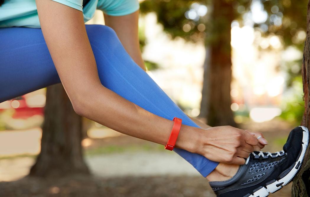 fitbit proces jawbone