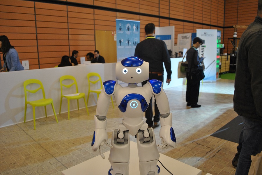 homme-machine robot nao sido