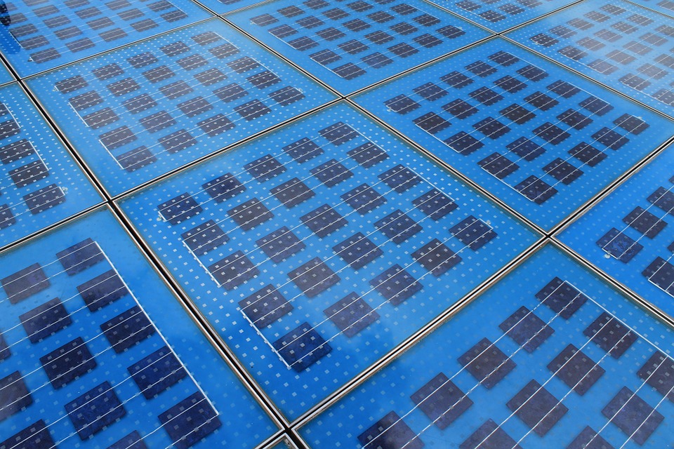 Bonne conversion de puissance pour les cellules solaires en pérovskite