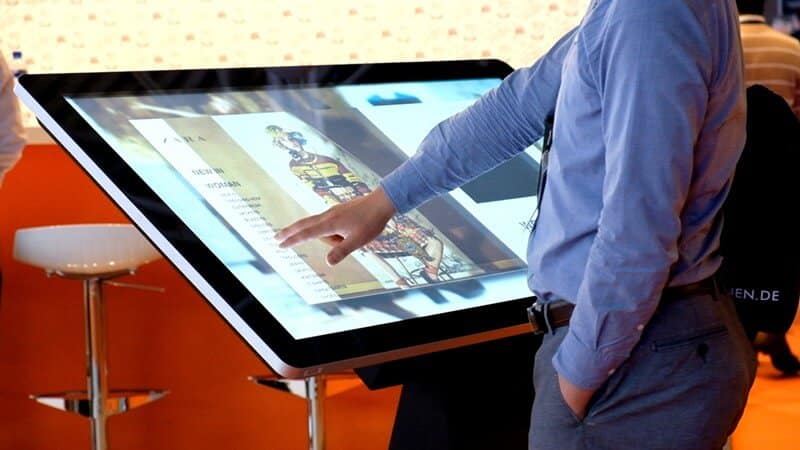 Pourquoi installer une borne interactive dans son point de vente ?
