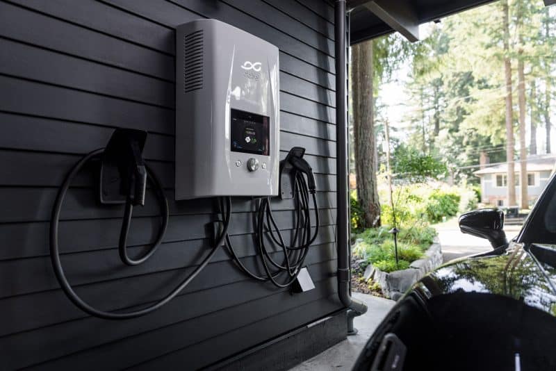Borne de recharge véhicules électriques lourds