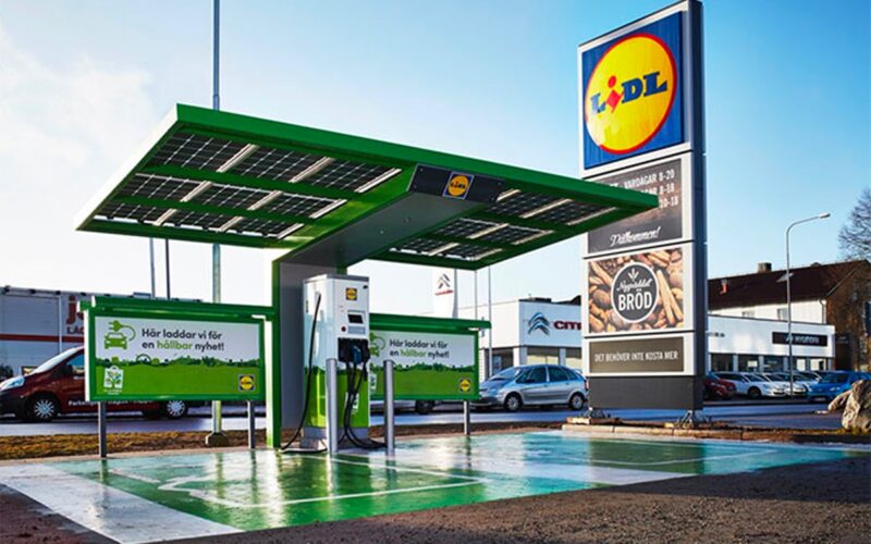 LIDL i-Station Véhicules électriques Recharge rapide