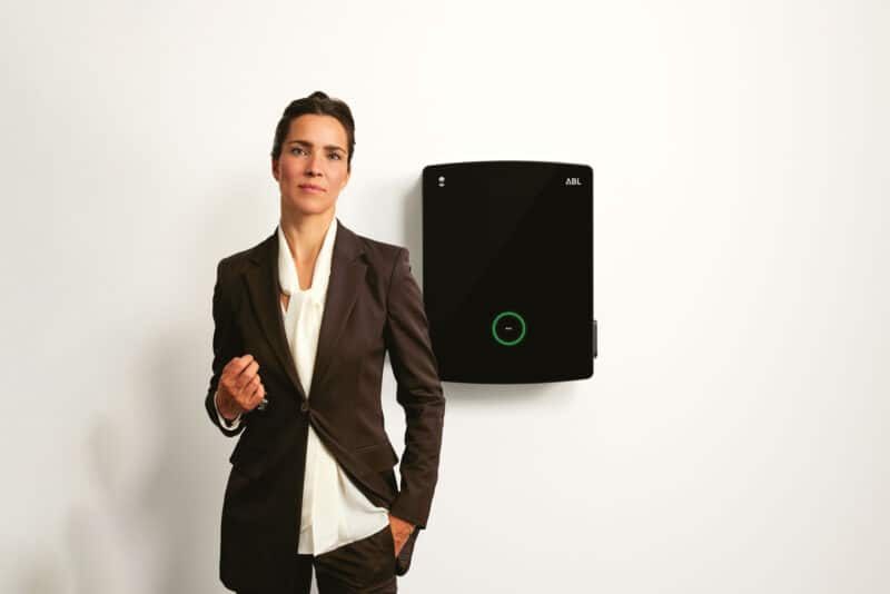 Wallbox eM4 Borne de recharge Véhicules électriques