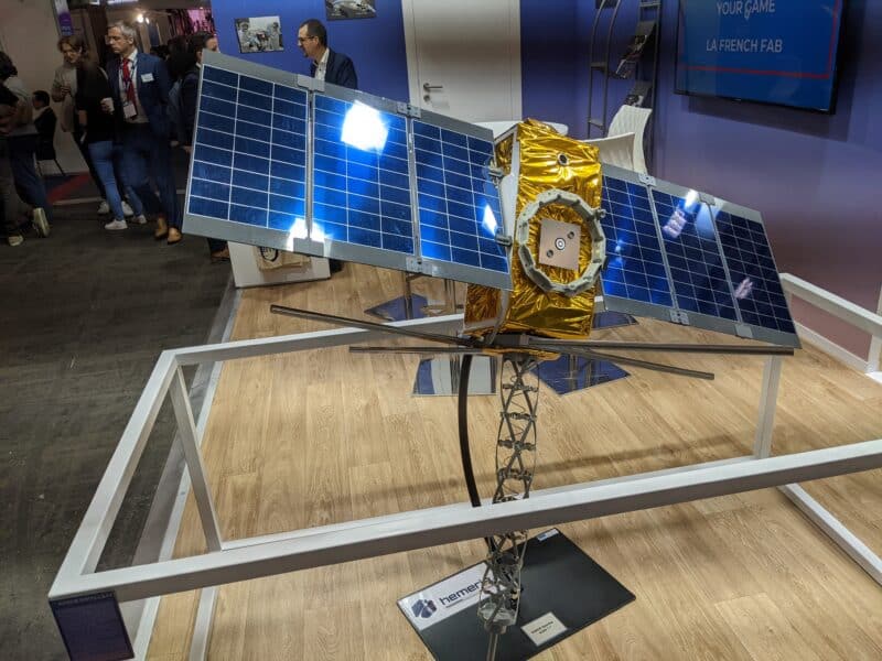 Constellation IoT Nanosatellites Kinéis