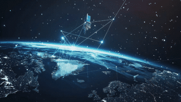 Satellite NB-IoT communiquant avec la terre