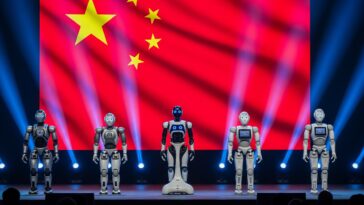 La Chine présente des robots humanoïdes bluffants à la conférence de 2025 !
